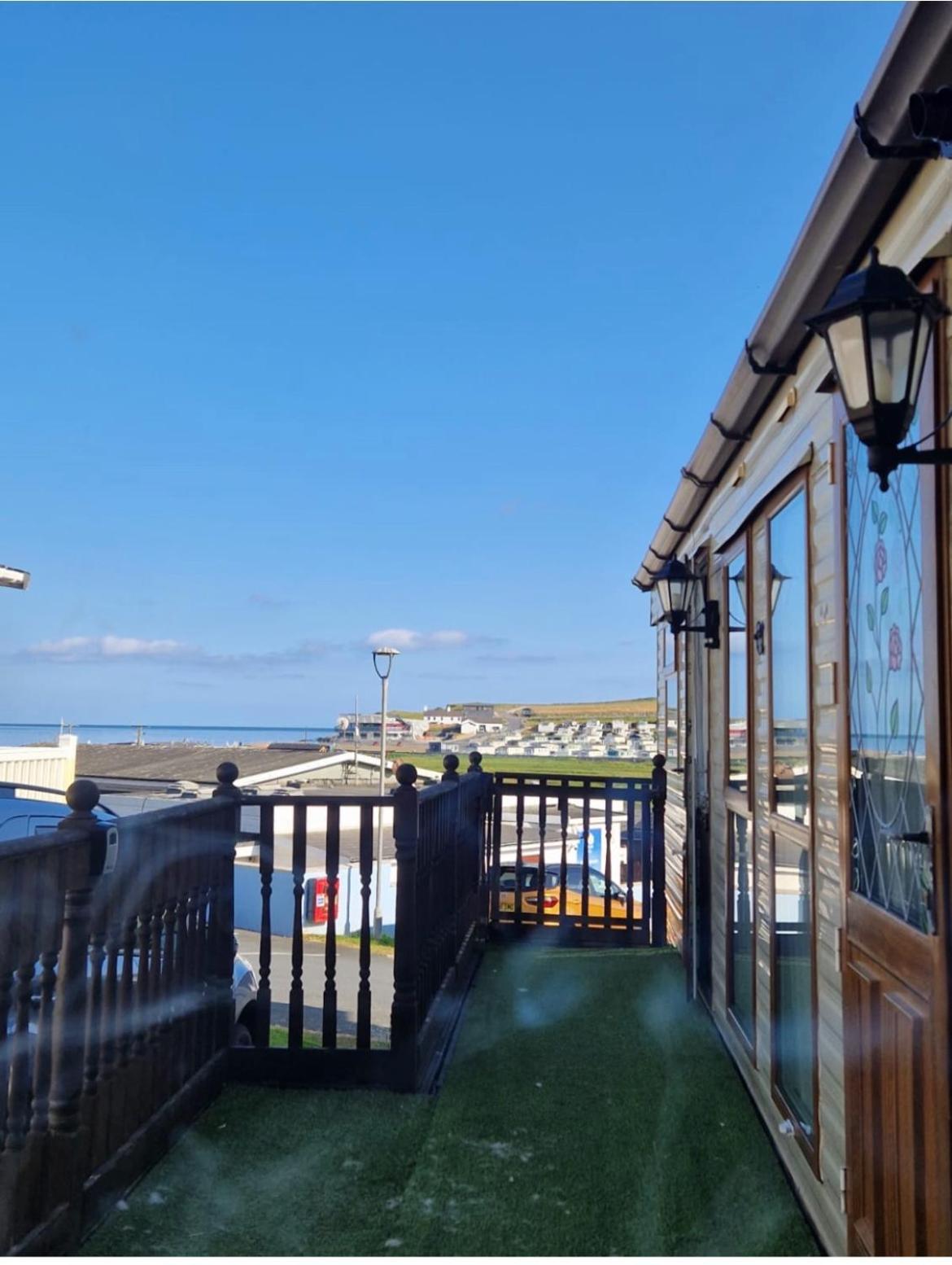 Spacious Luxury Escape With Sea Views And Pet Friendly At Clarach Bay Aberystwyth Exterior foto